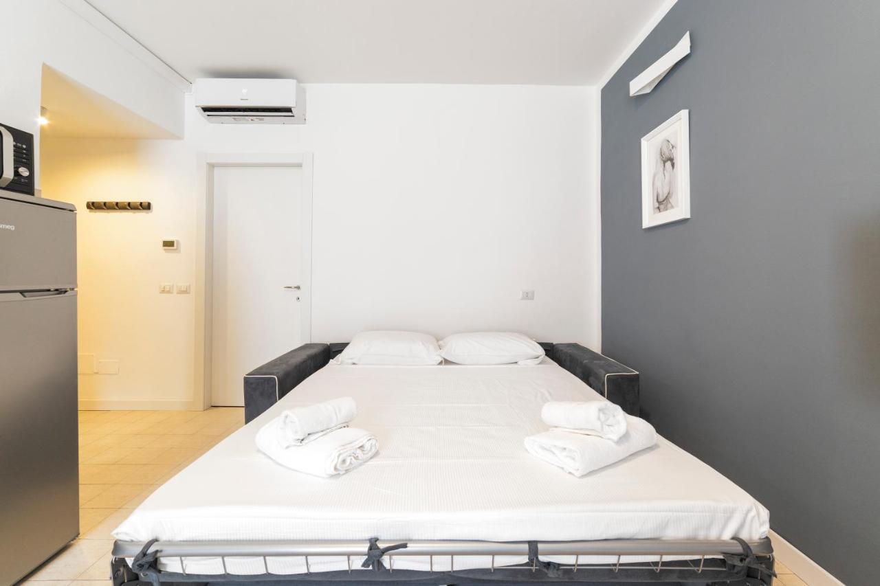 Roomy Apartment Close To Subway M5! Milano Ngoại thất bức ảnh